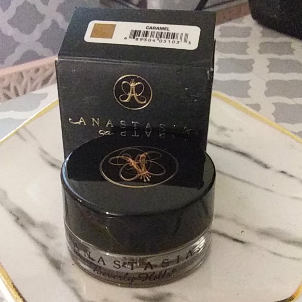 Anastasia beverly hills brow pomade